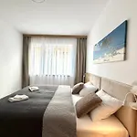 Luka Paludzka Apartmán